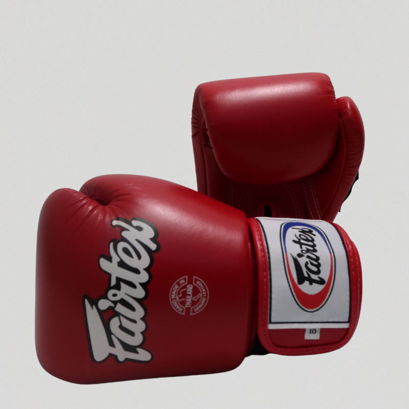 Fairtex 16Oz gloves & Shinguards - Sparring set - Red