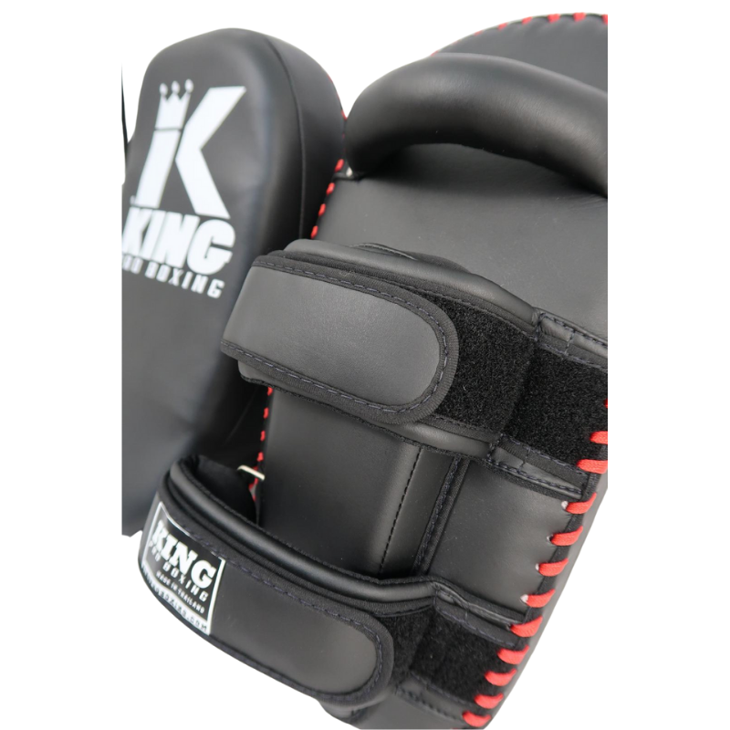 KING PRO TRAINER GAE 2-STRAP KICK PADS - BLACK